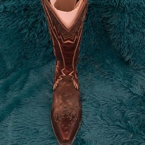 Women’s Cavander’s boots size 6